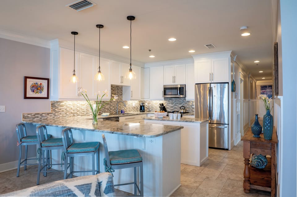 Gourmet kitchen, totally renovated. 
