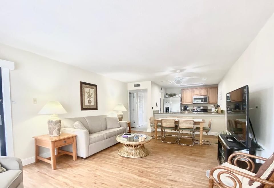 Living Room, Dining Area & Kitchen