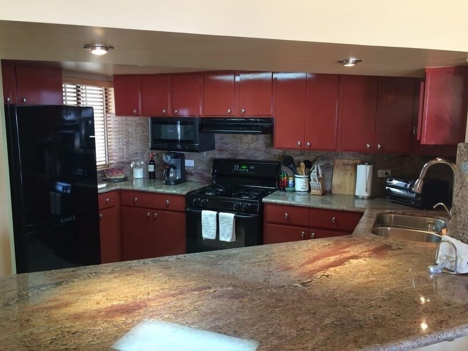 Beautiful Gourmet Kitchen!