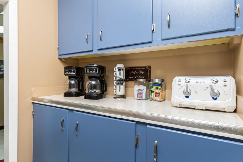 Coffee and Tea Bar