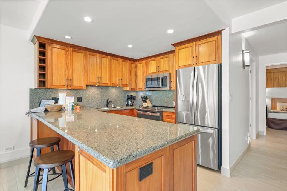 Kitchen and food prep island