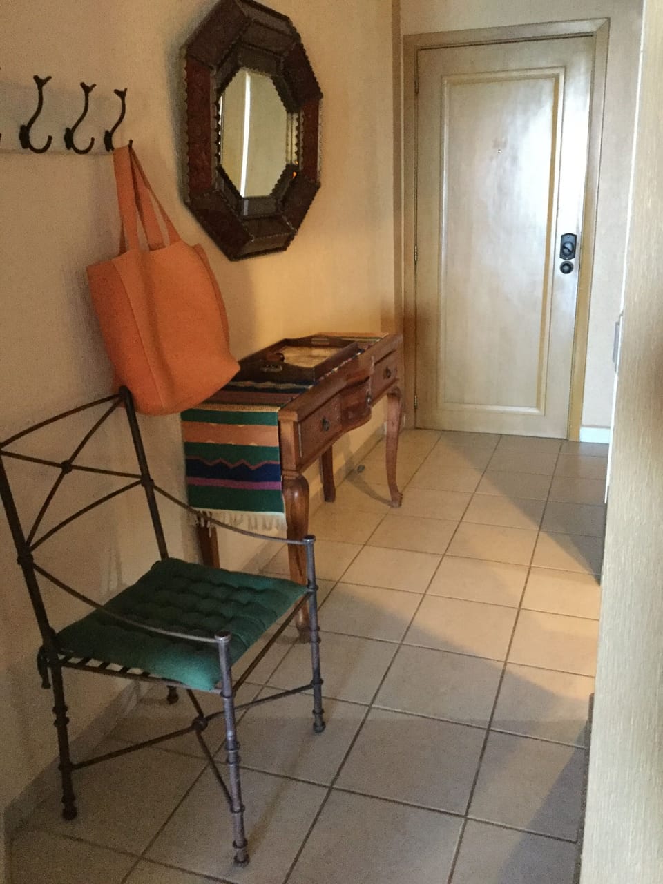 Foyer.