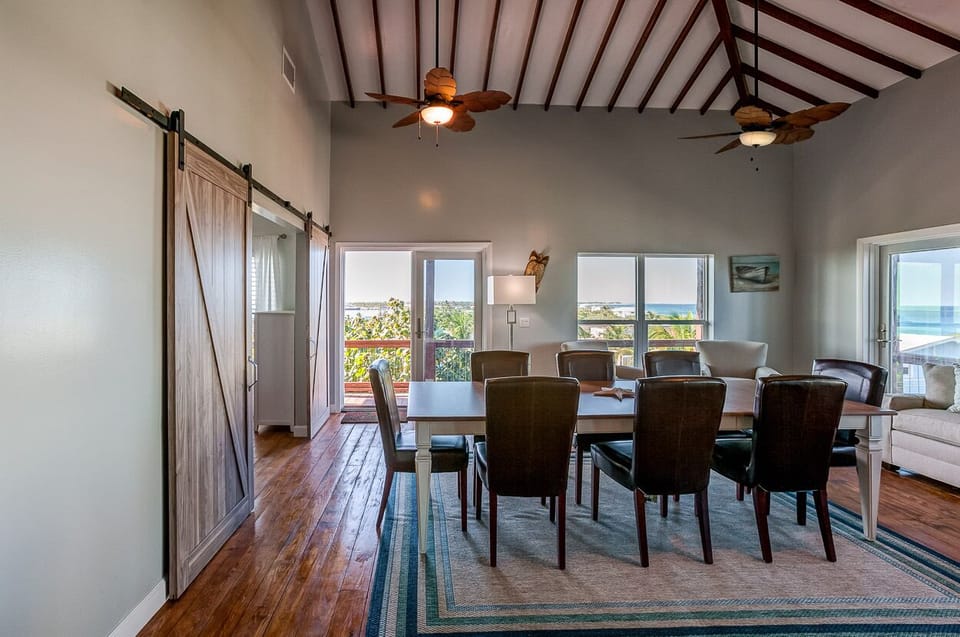 Upper level dining table and sitting area.
