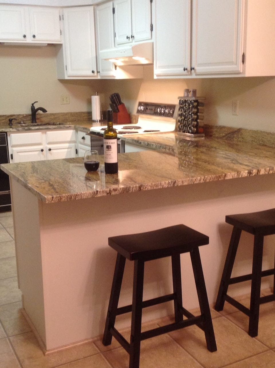Enjoy cooking in our well-equipped chef's kitchen.