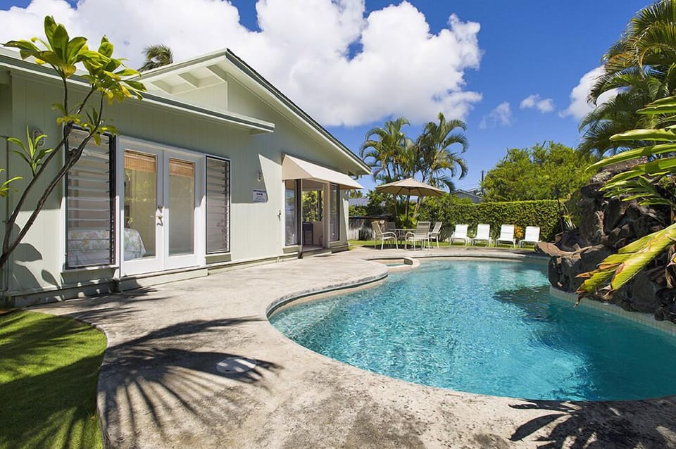 Pool deck