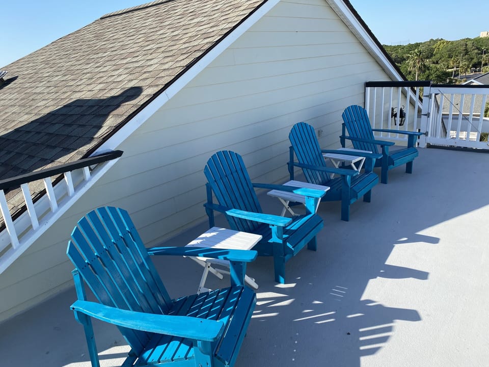 Roof top deck 