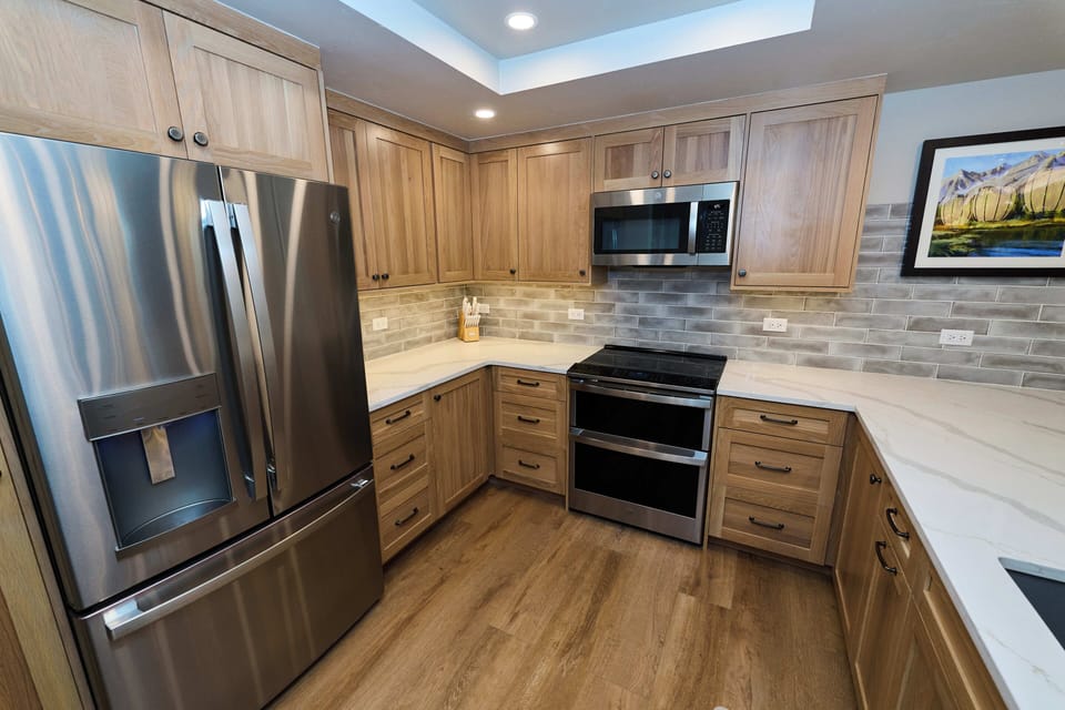 Complete kitchen remodel with awesome double oven!