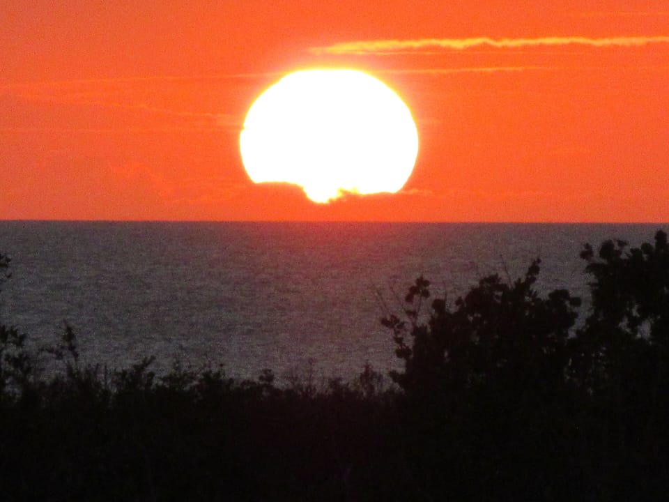 SUNSET VIEW FROM TIGERTAIL BEACH
