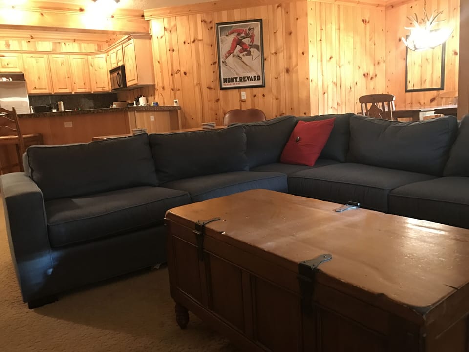 Brand new top of the line sectional. Easily seats 6. Super comfy!