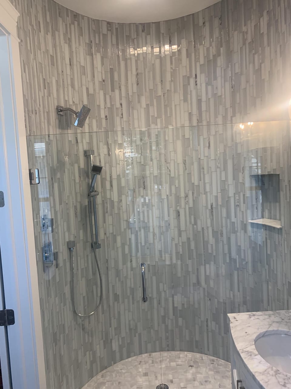 1st floor Master Shower