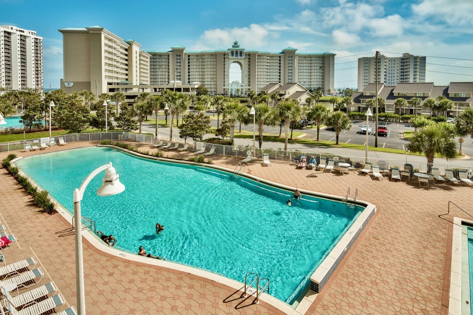 Kids and adults will love the pools. This one is a zero entry pool for the kids