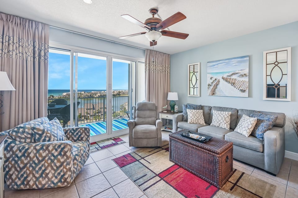 Fantastic view right from the living room. New top to bottom paint job Oct 2022