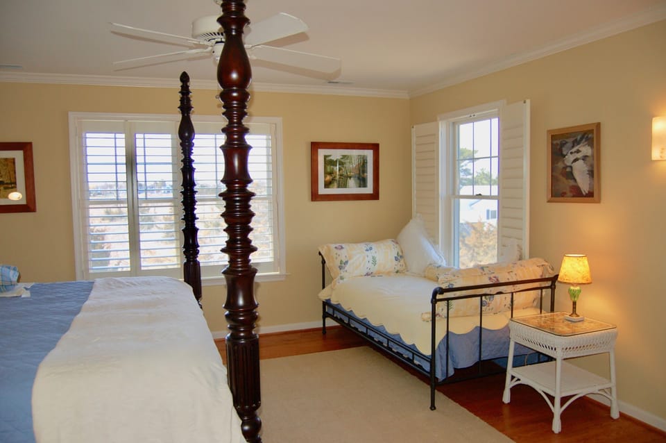 Bedroom Suite #3 -King  + daybed, private bath.