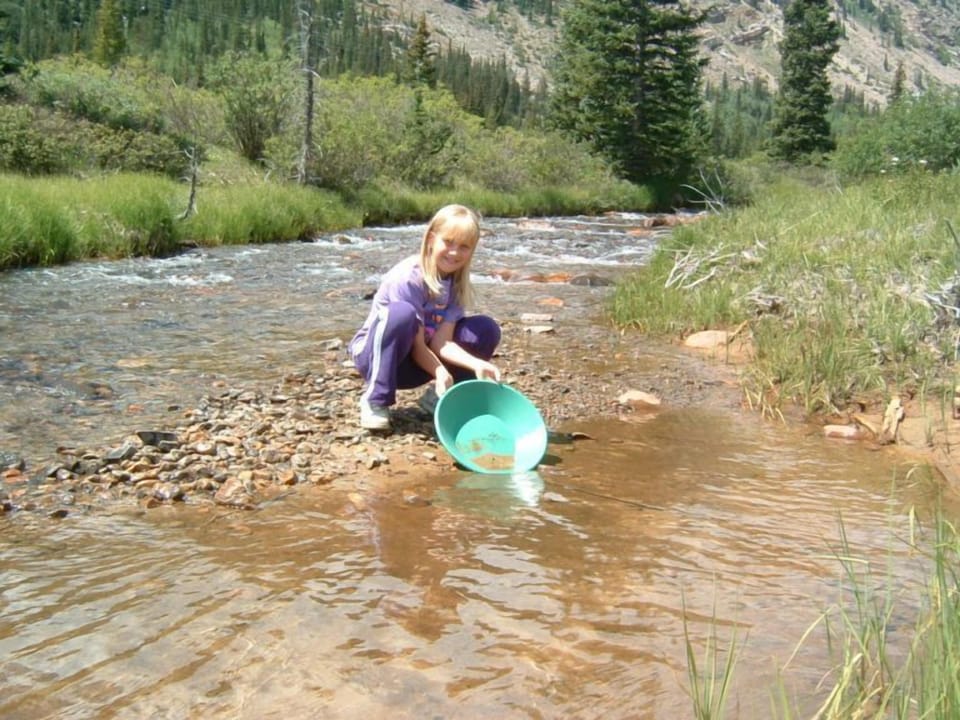 Try some goldpanning!