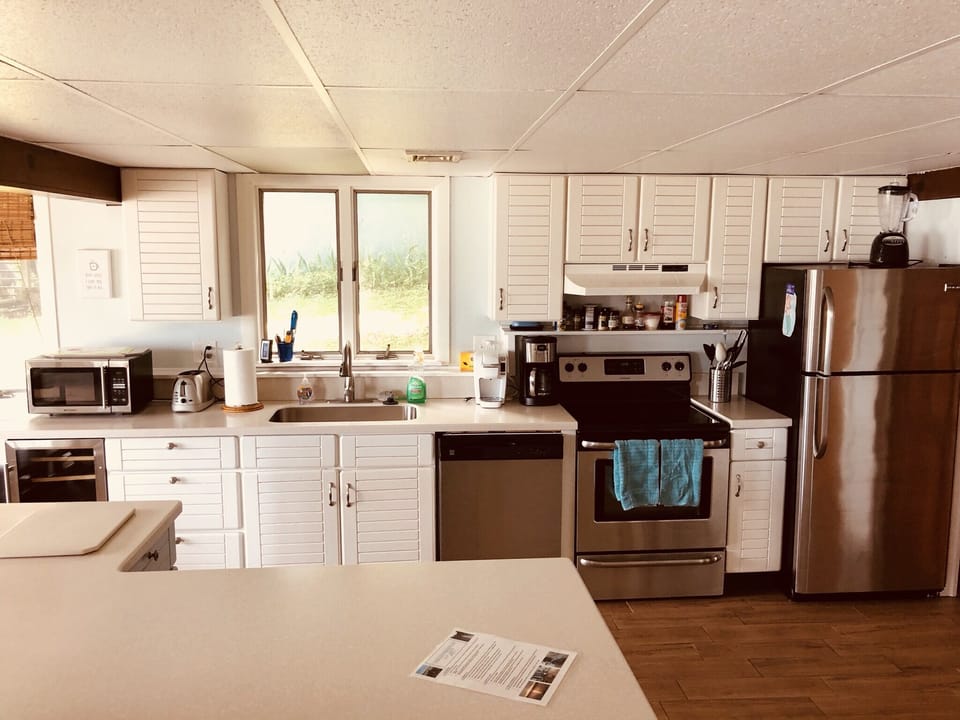 Newly remodeled kitchen.