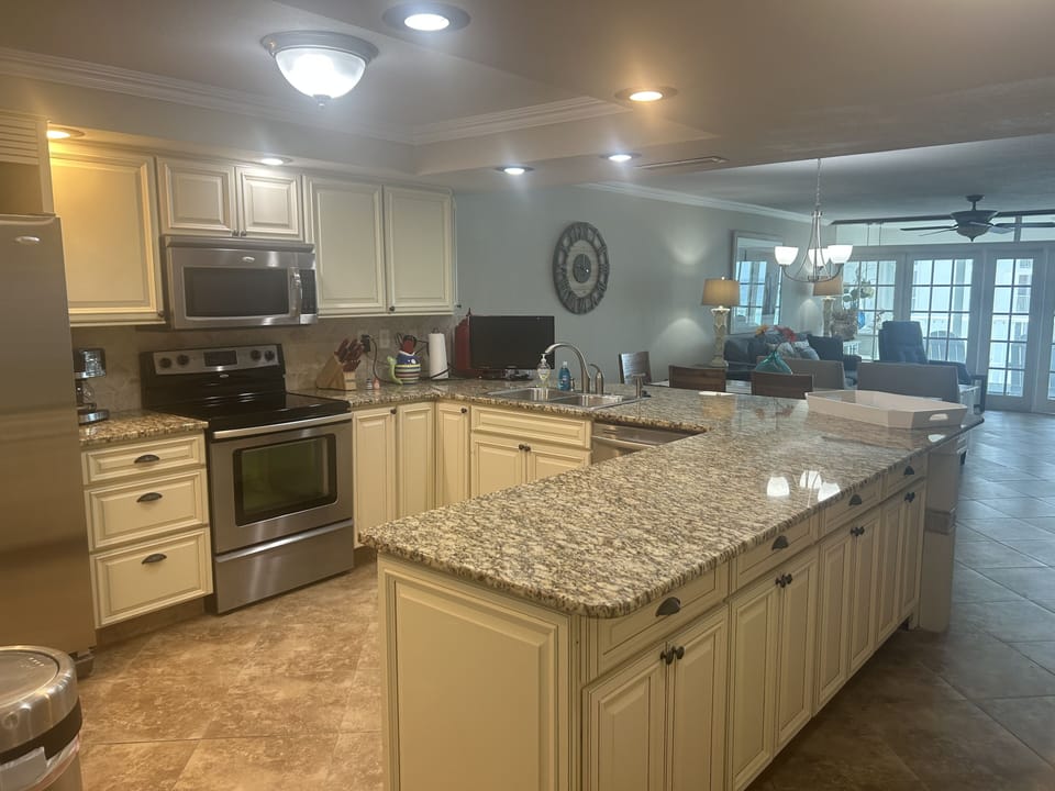 Open Kitchen