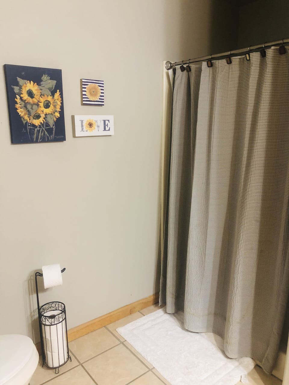Upstairs Bath