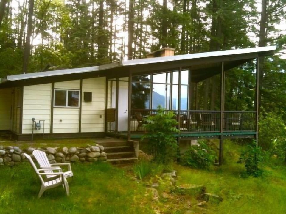 Elegant 1964 Architecture