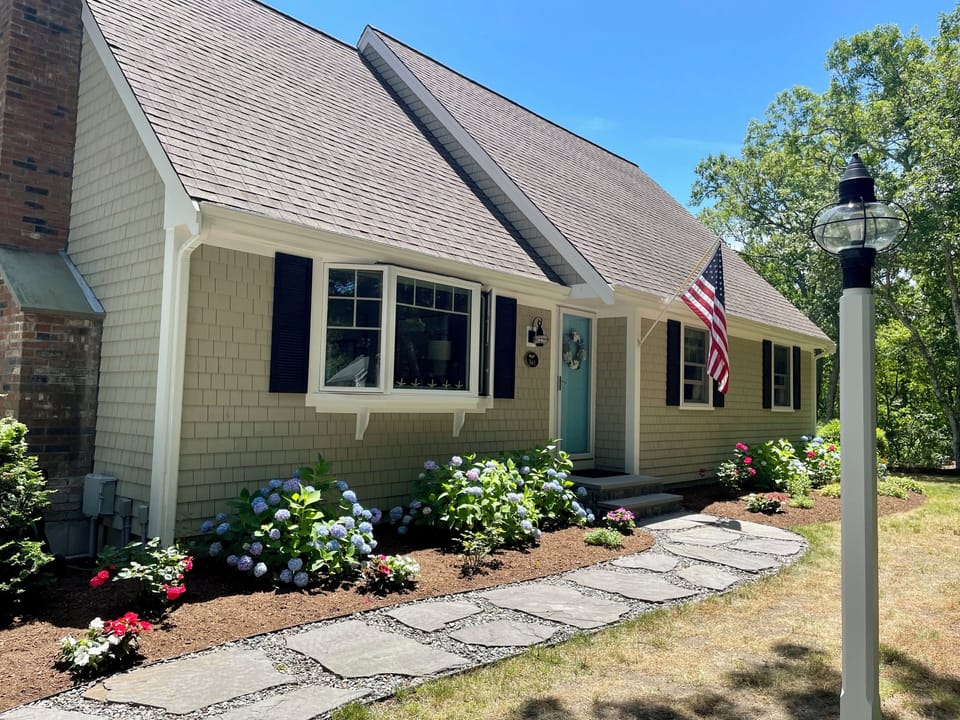 Beautiful classic Cape Cod home!