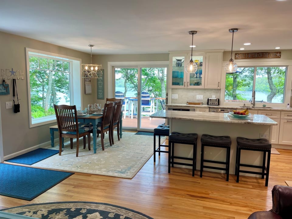 Dining areas with great views!