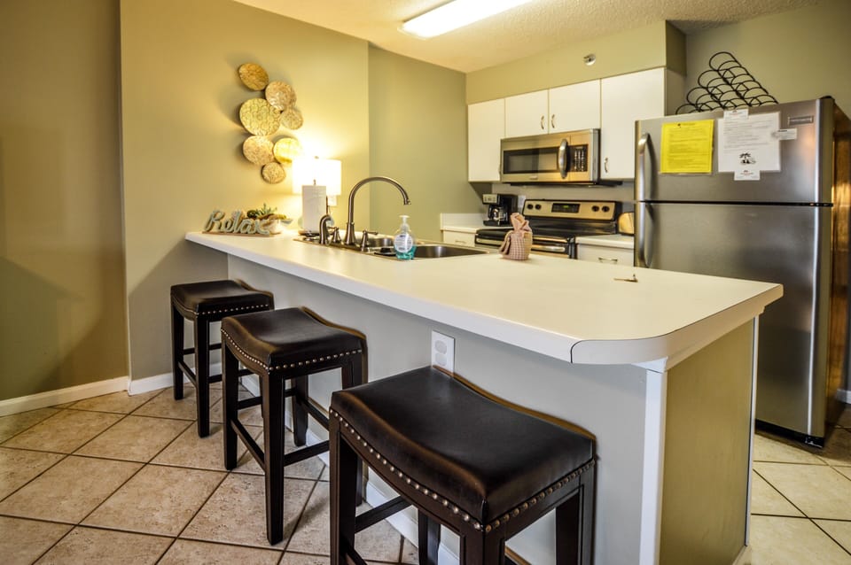 Kitchen fully equipped for dining in!