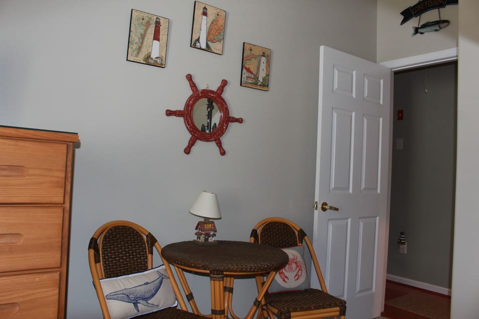 The Boat Room.
Bunk bed (2 twins)