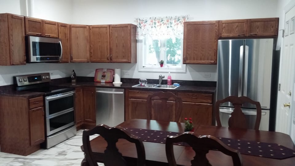 Apt A Kitchen Room