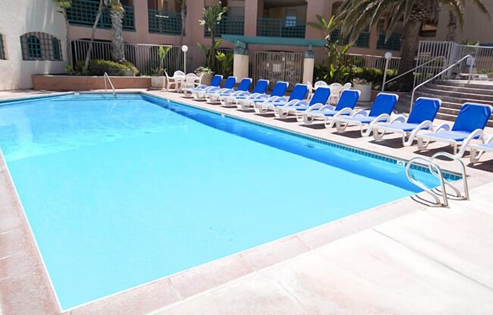 Imperial Beach Club Pool