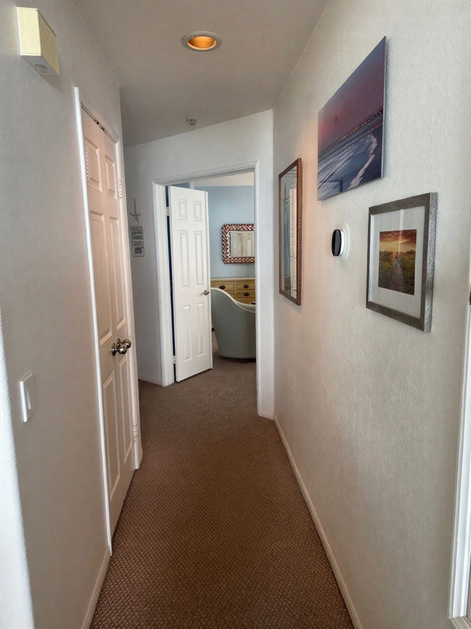 Hallway to bedrooms