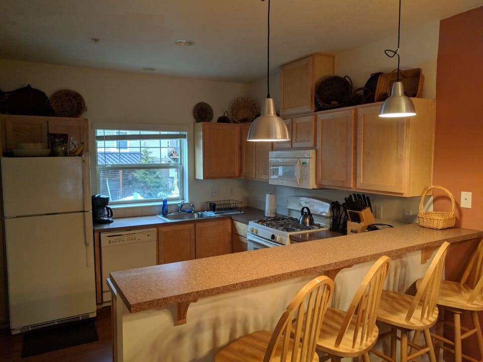 Nicely equipped kitchen