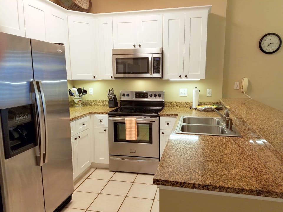 All the tools you need to prepare a great meal.  New cabinets & drawers in 2019.
