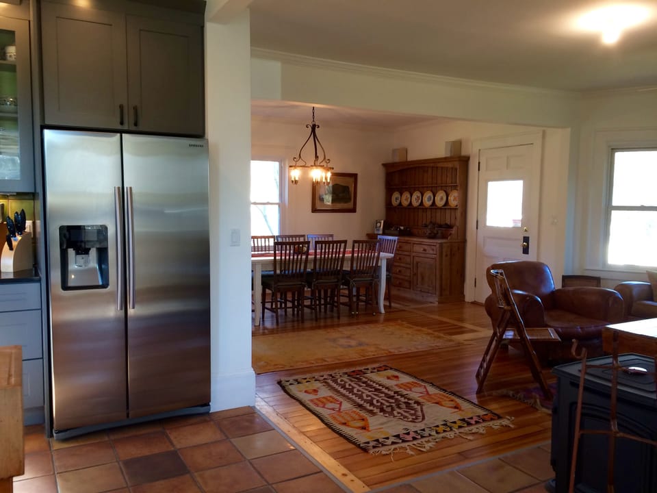 dining/living room