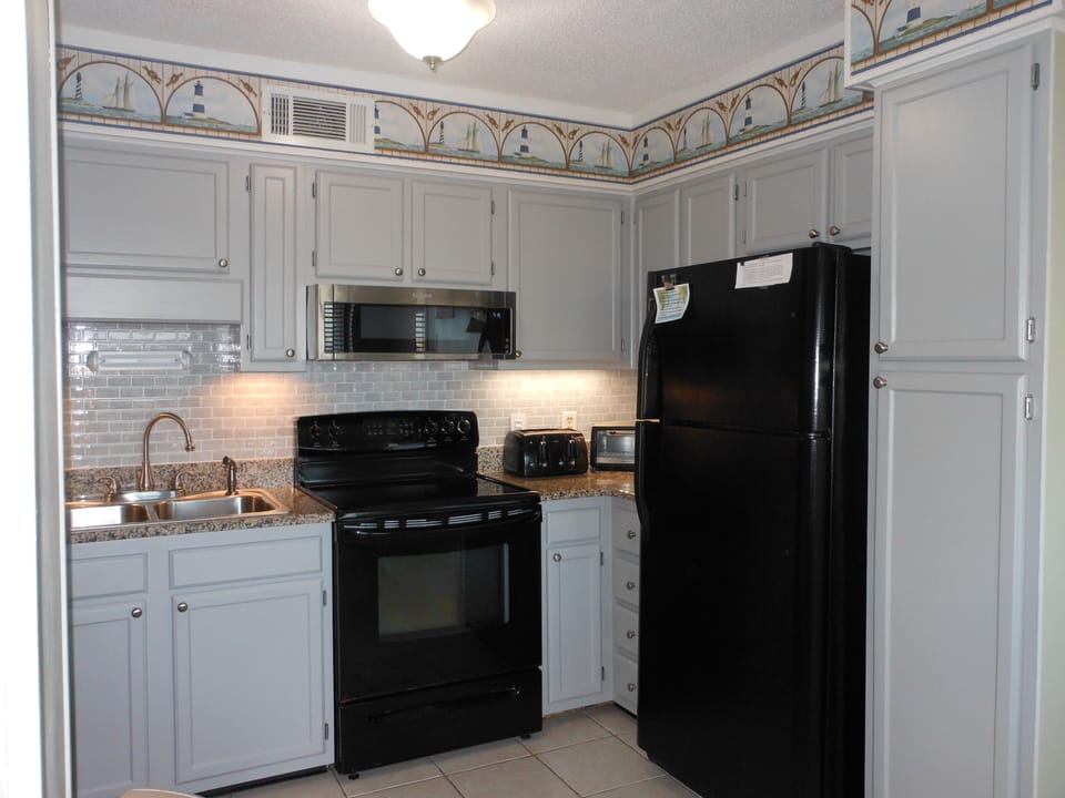 Kitchen with newer appliances
