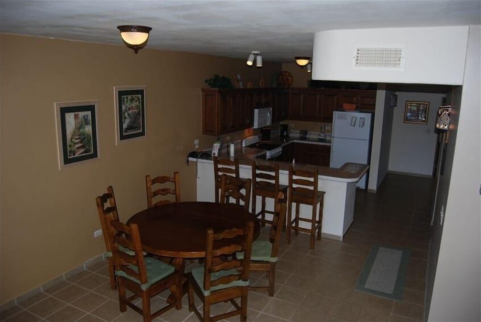 Dining Room / Kitchen 