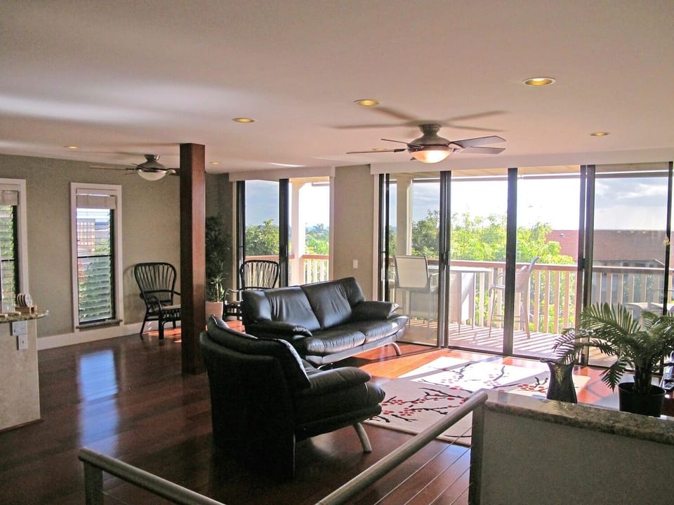 Open, Airy, and Bright with lots of breeze and windows