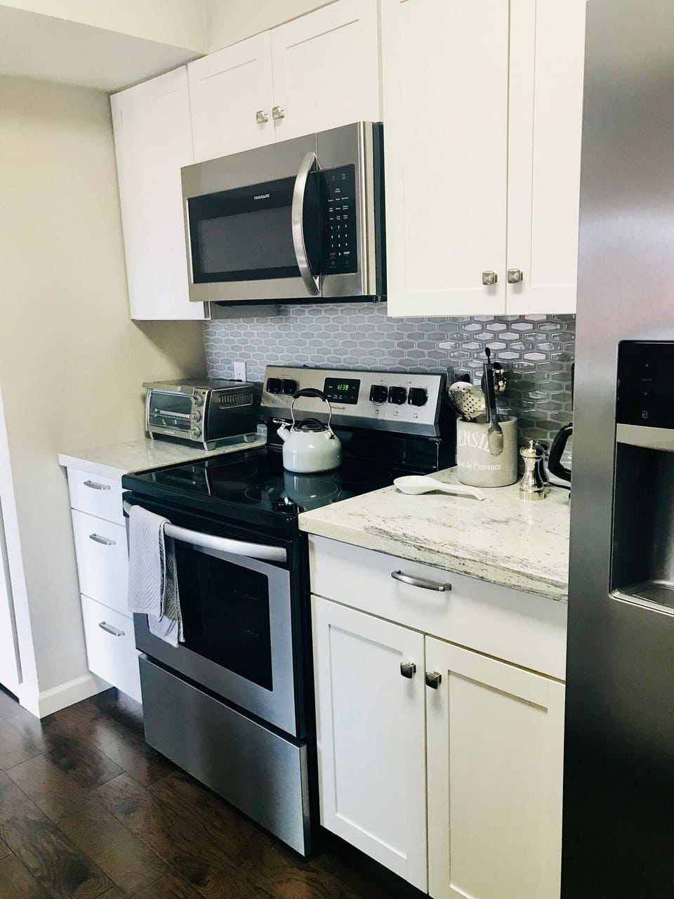 Kitchen with brand new appliances