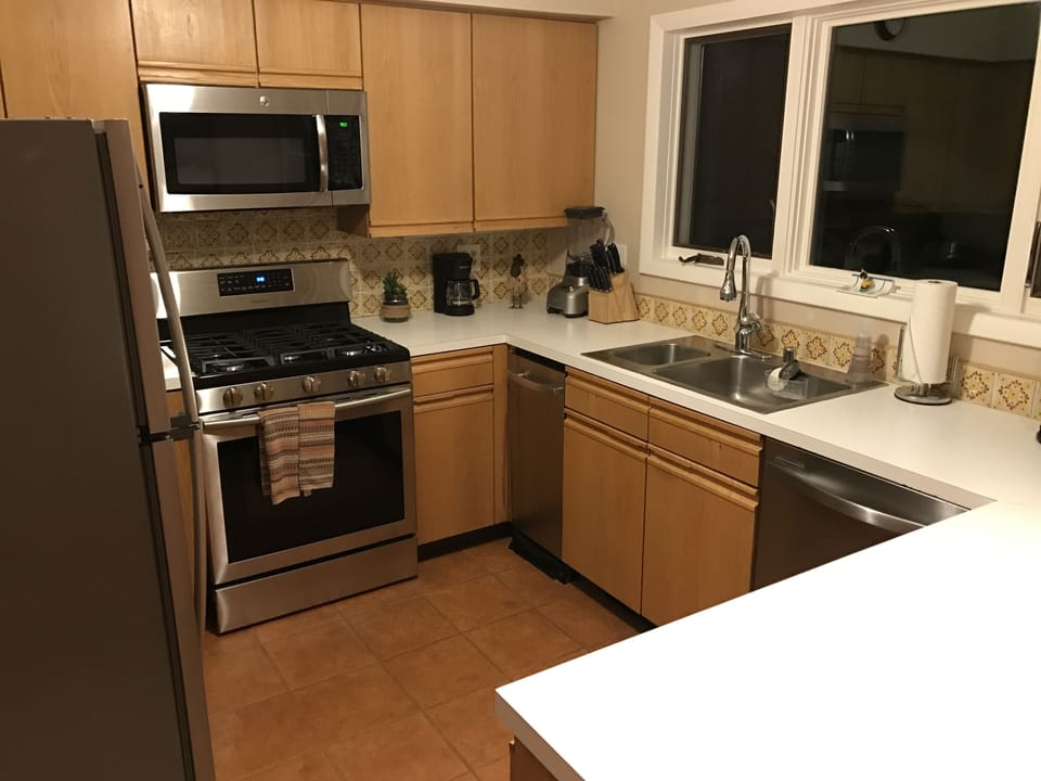 Kitchen all new stainless appliances