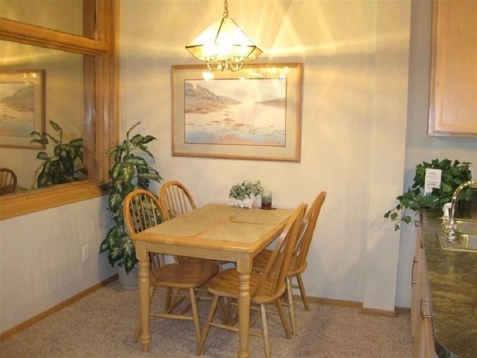 Dinning area 