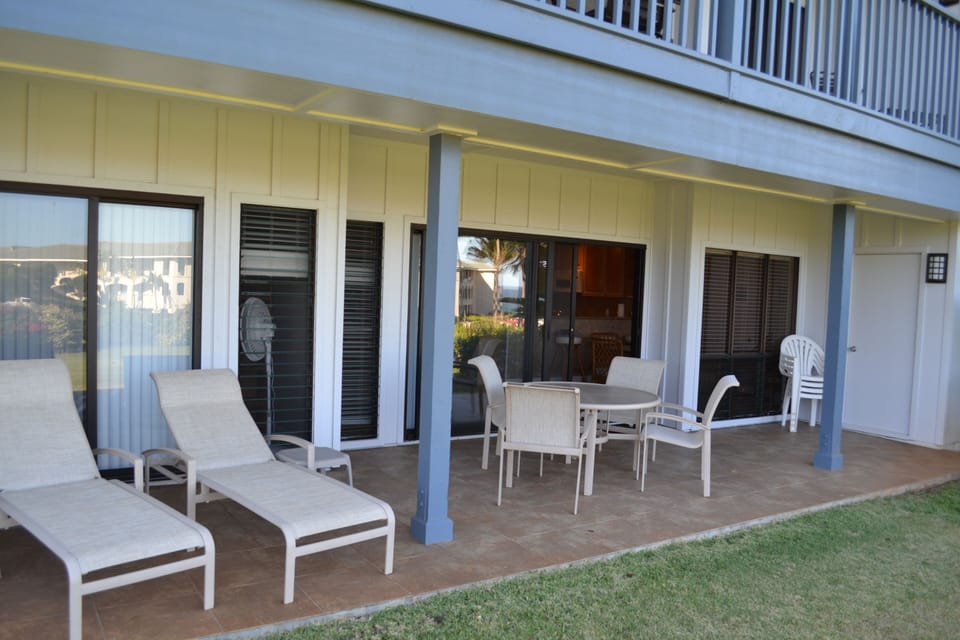 Large Lanai