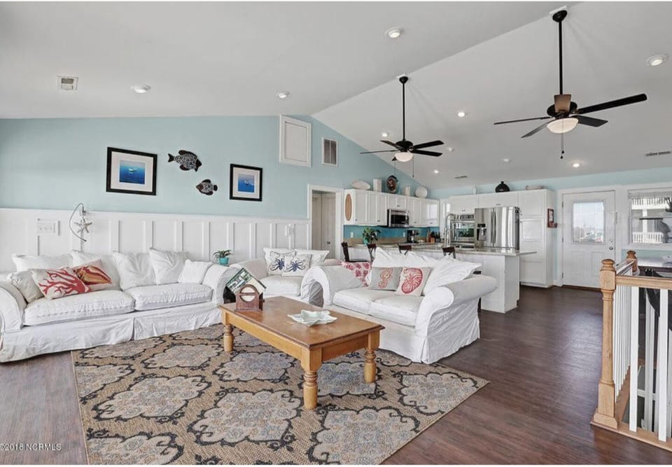 Main Room; upper level from streetside, but level with the dunes on the oceansid