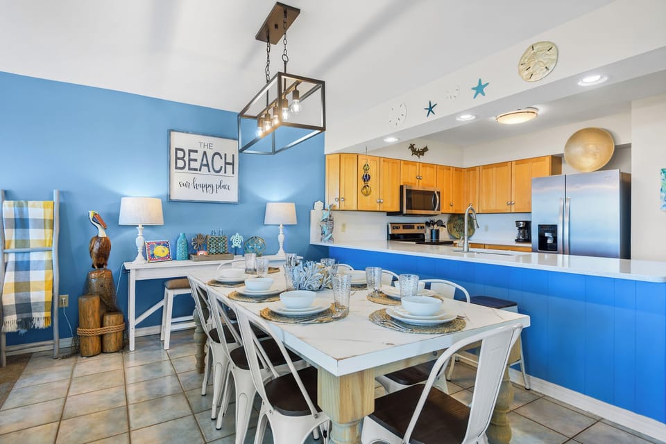 Seating for eight at the dining table