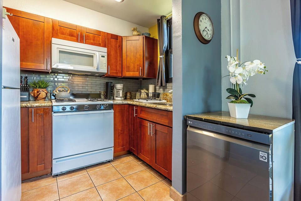 Full-Sized Kitchen with all cooking and dining gear. LG dishwasher.