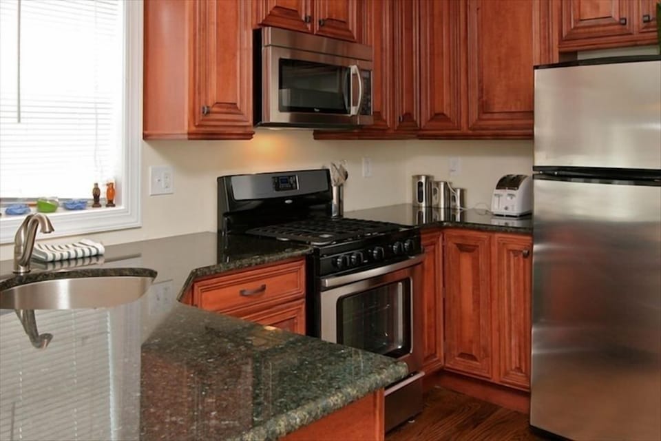 The Overlook Cottage Kitchen 