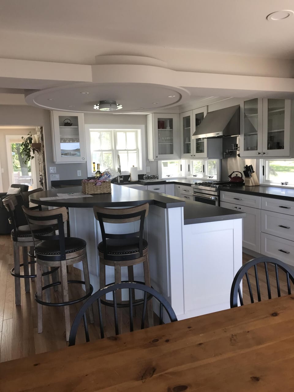 Kitchen and bar area.
