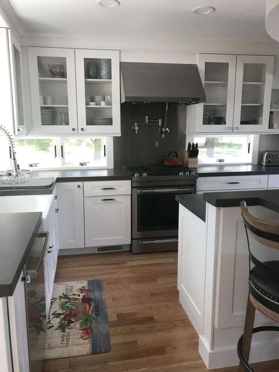 Fully equipped, chef's kitchen.