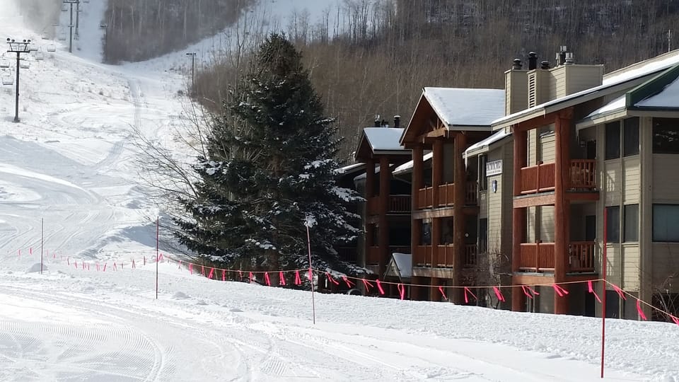 SLOPE SIDE