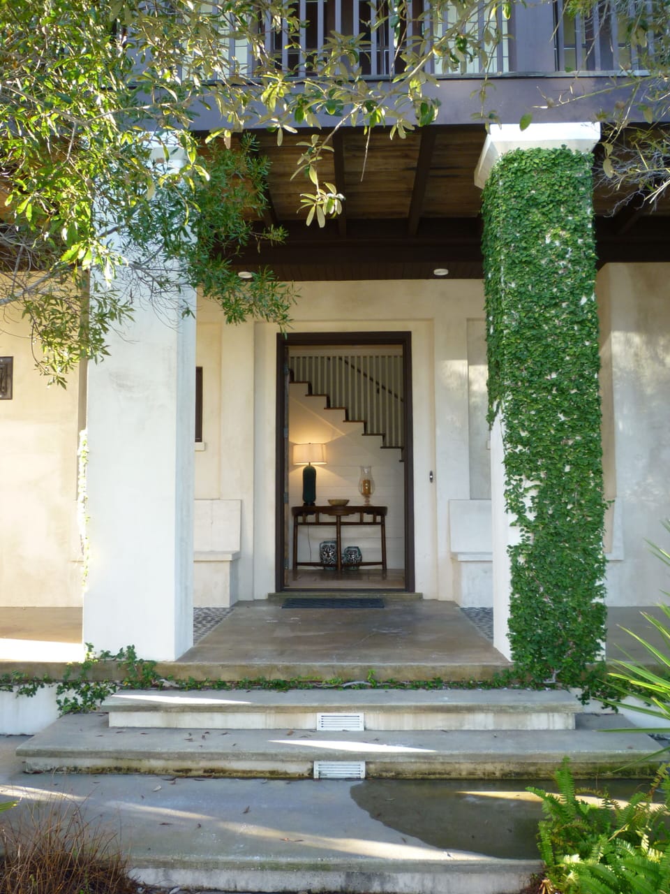 Front door on East Water Street. Just a minute walk from here to the beach.