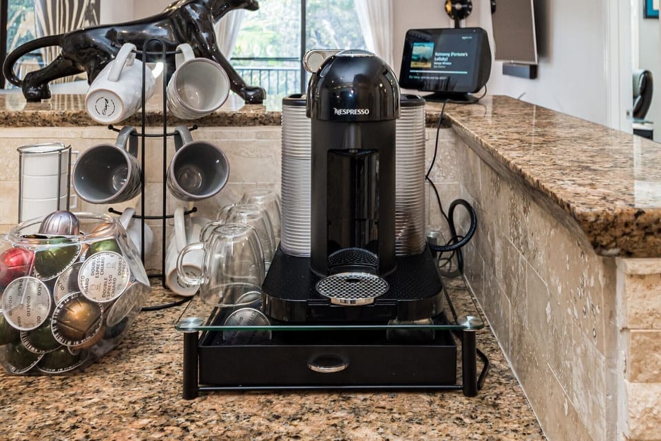 Nespresso machine 
