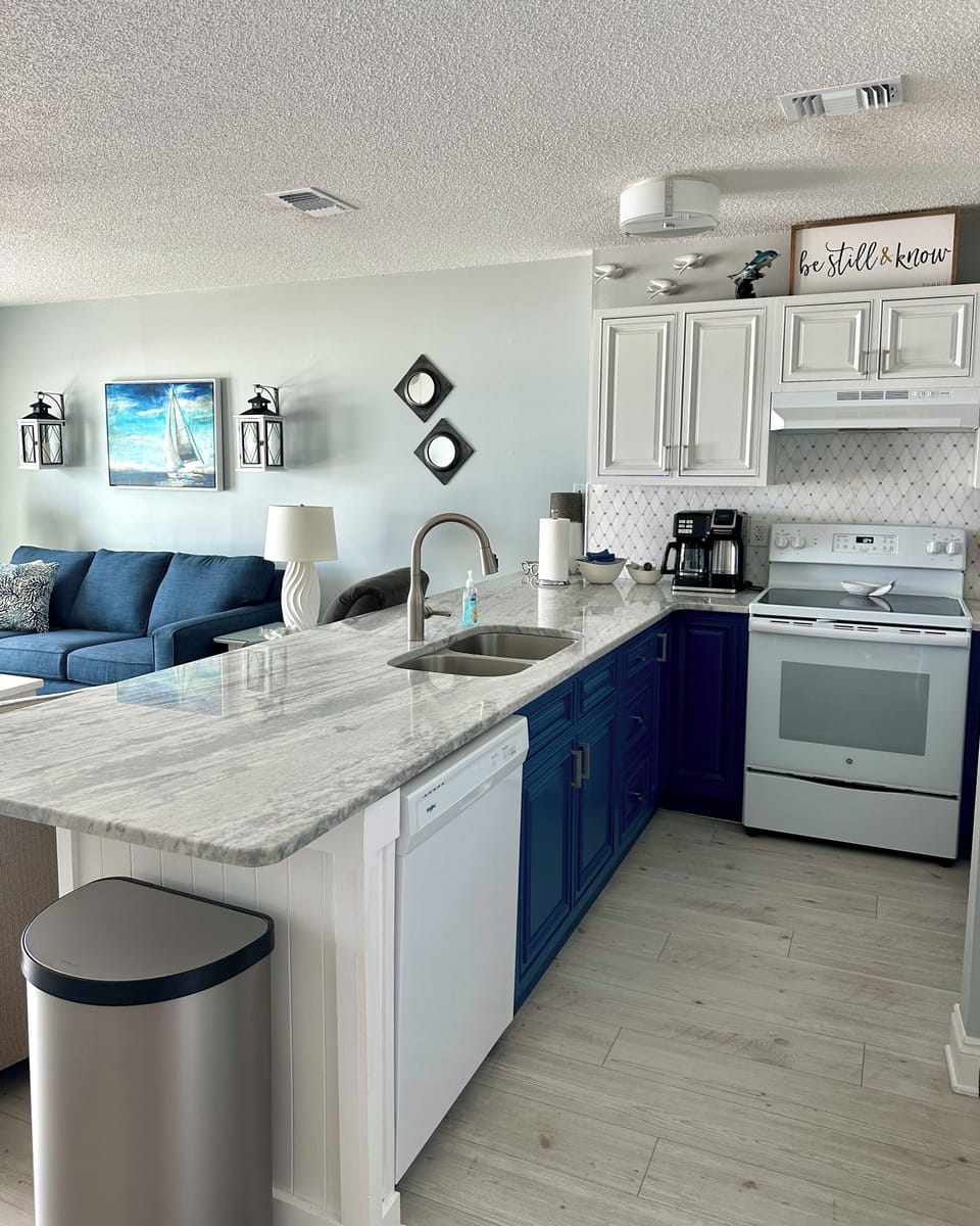 Fully equipped kitchen