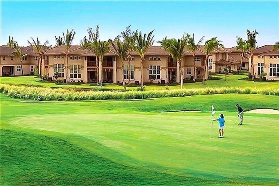 Waikoloa Colony Villas borders the 10th Hole of the Waikoloa Beach Ocean Course